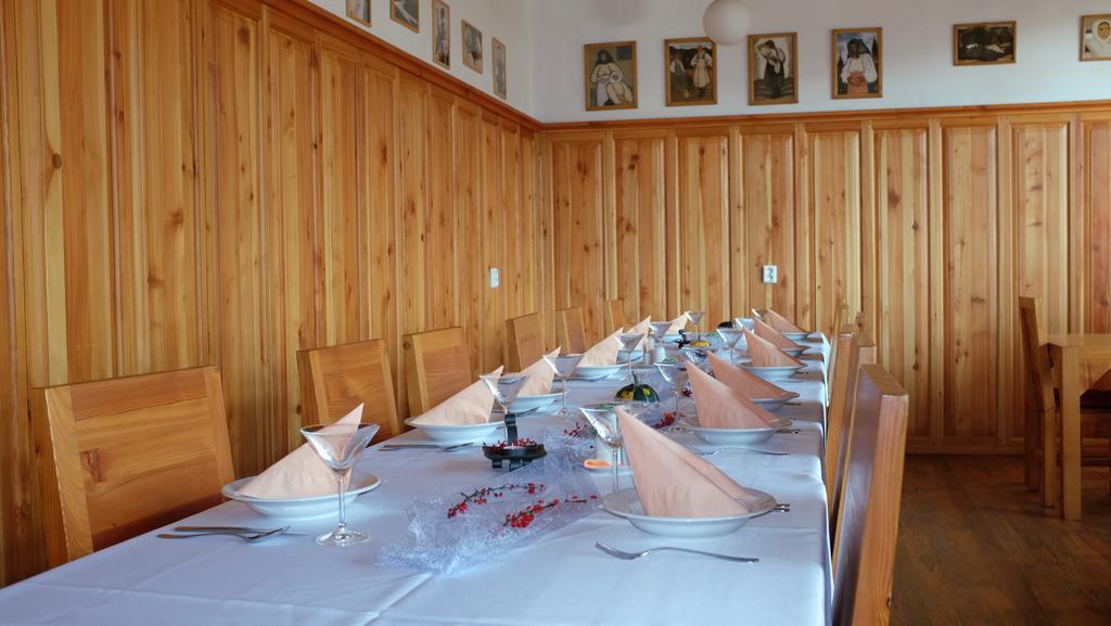 Penzion Manin Považská Bystrica Eksteriør billede